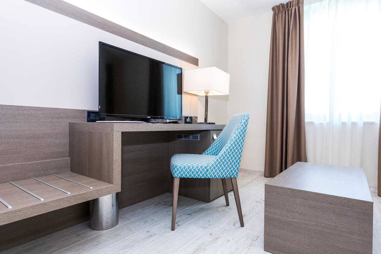 Hotel Петрчане Екстер'єр фото