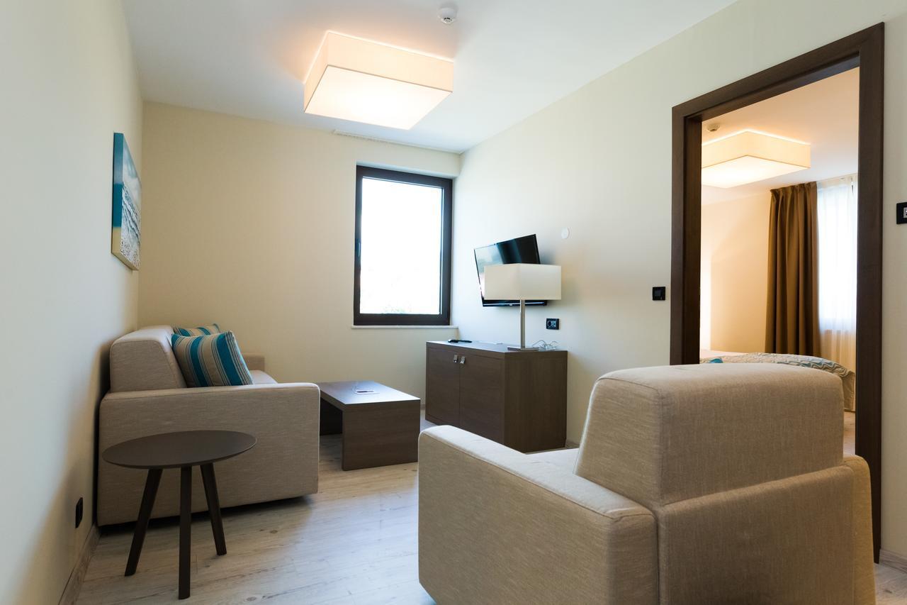 Hotel Петрчане Екстер'єр фото